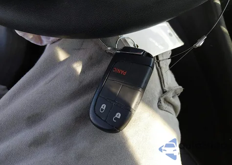 2022 Jeep Compass Latitude Fwd z USA, uszkodzony, nr VIN 3C4NJCBB8NT138401